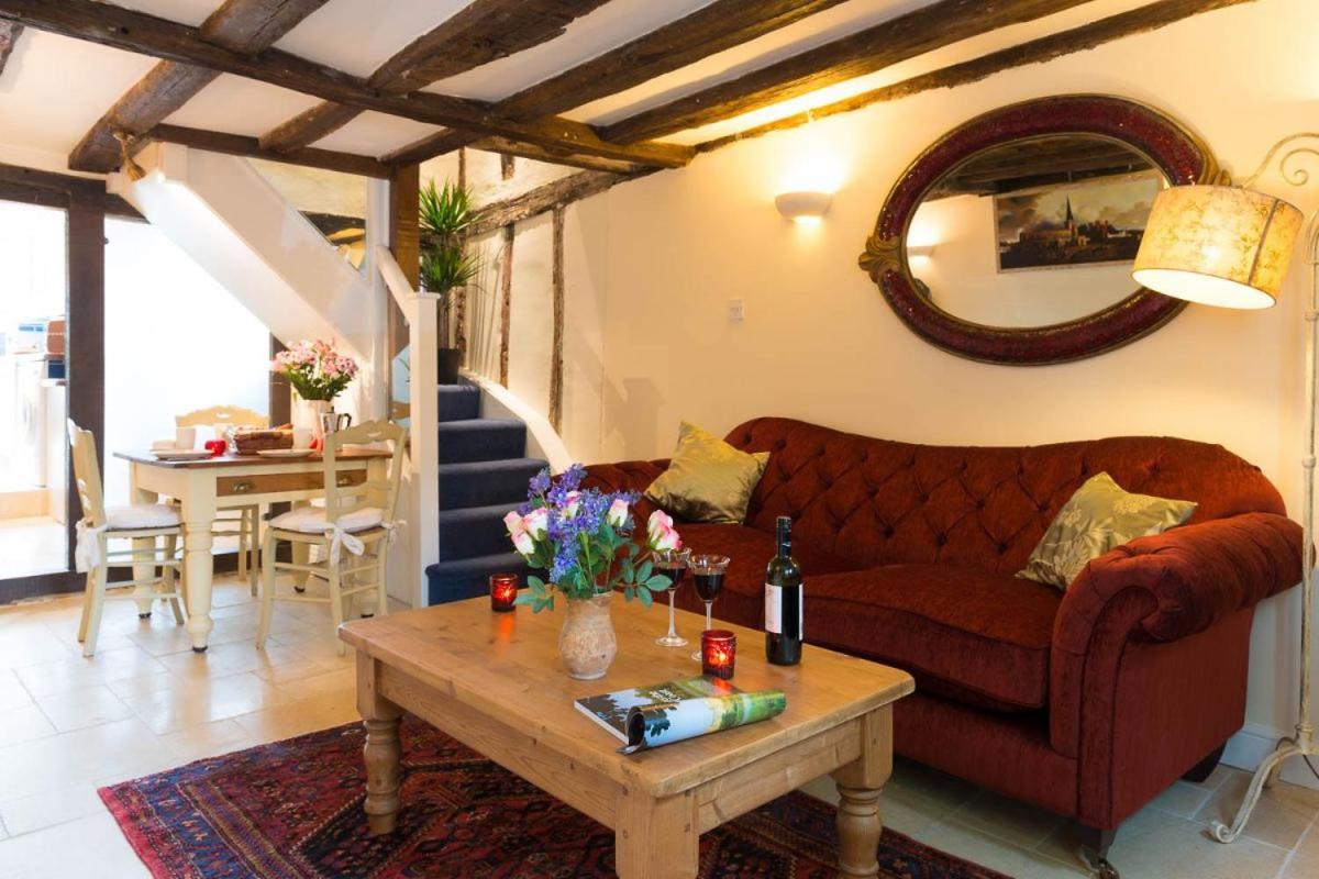 Meddlars A Historic Cottage On The Countryside Edge Of A Vibrant Market Town Hadleigh  외부 사진